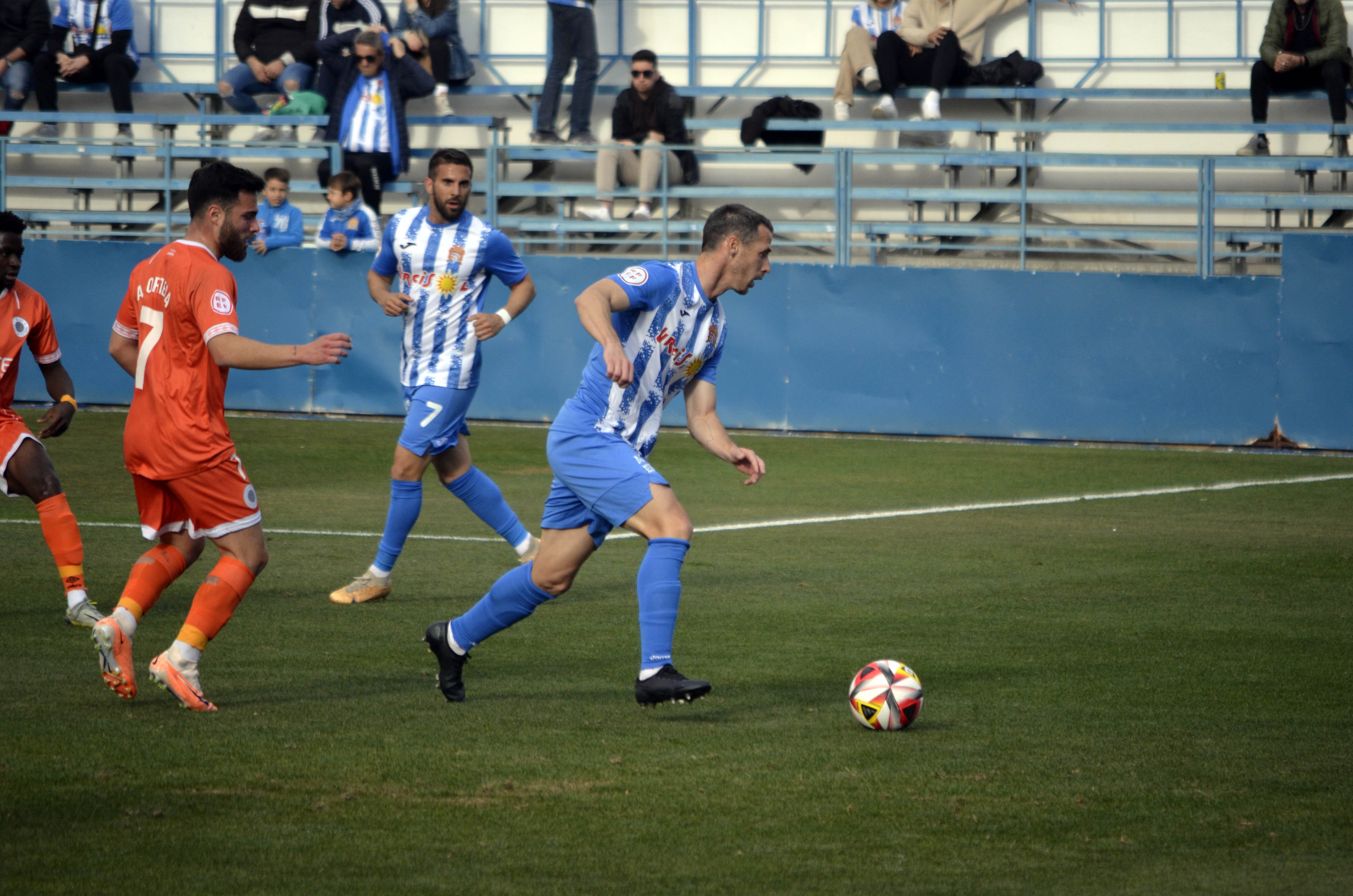 Image for Águilas F.C. 1 - 0 Vélez C.F. | CRÓNICA | Puro nervio para recuperar la senda del triunfo