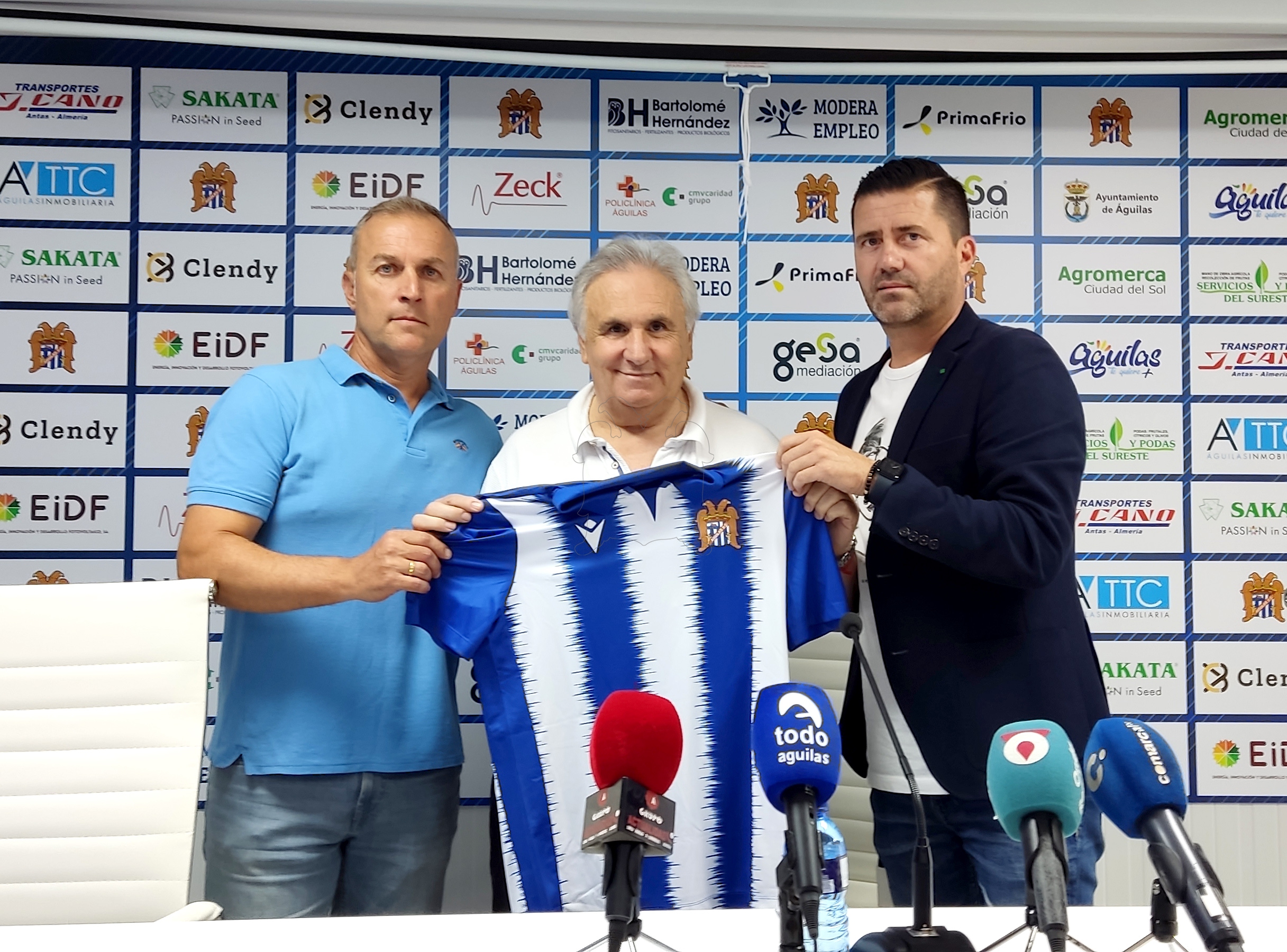 Image for Sebas y Pedro Reverte sientan las bases del nuevo Águilas