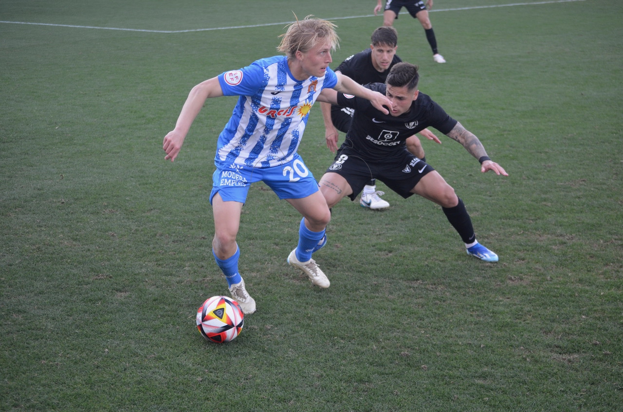 Image for Águilas F.C. 0 - 2 El Palo F.C. | CRÓNICA | Un ‘palo’ detrás de otro