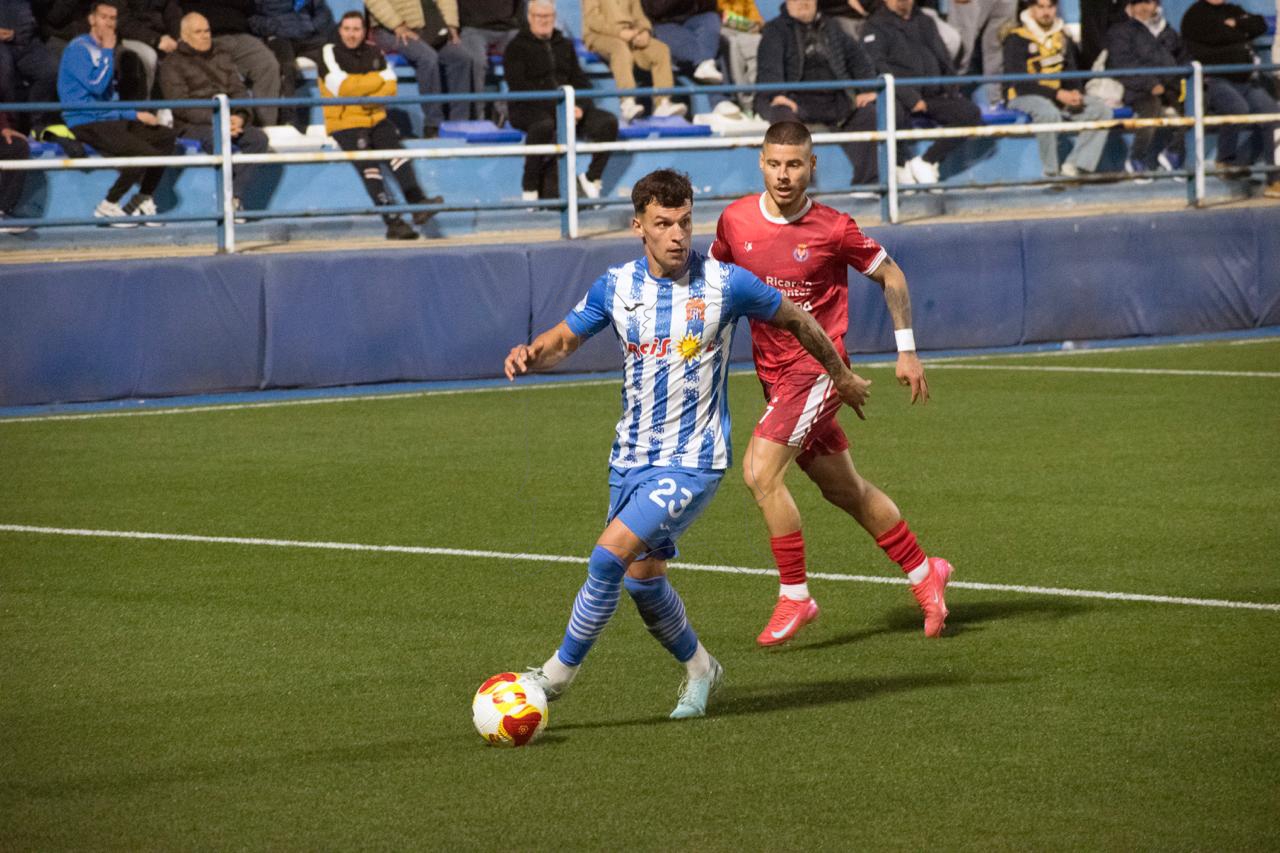 Águilas 0 - 1 Minera / CRÓNICA // Sin acierto, no hay liderato