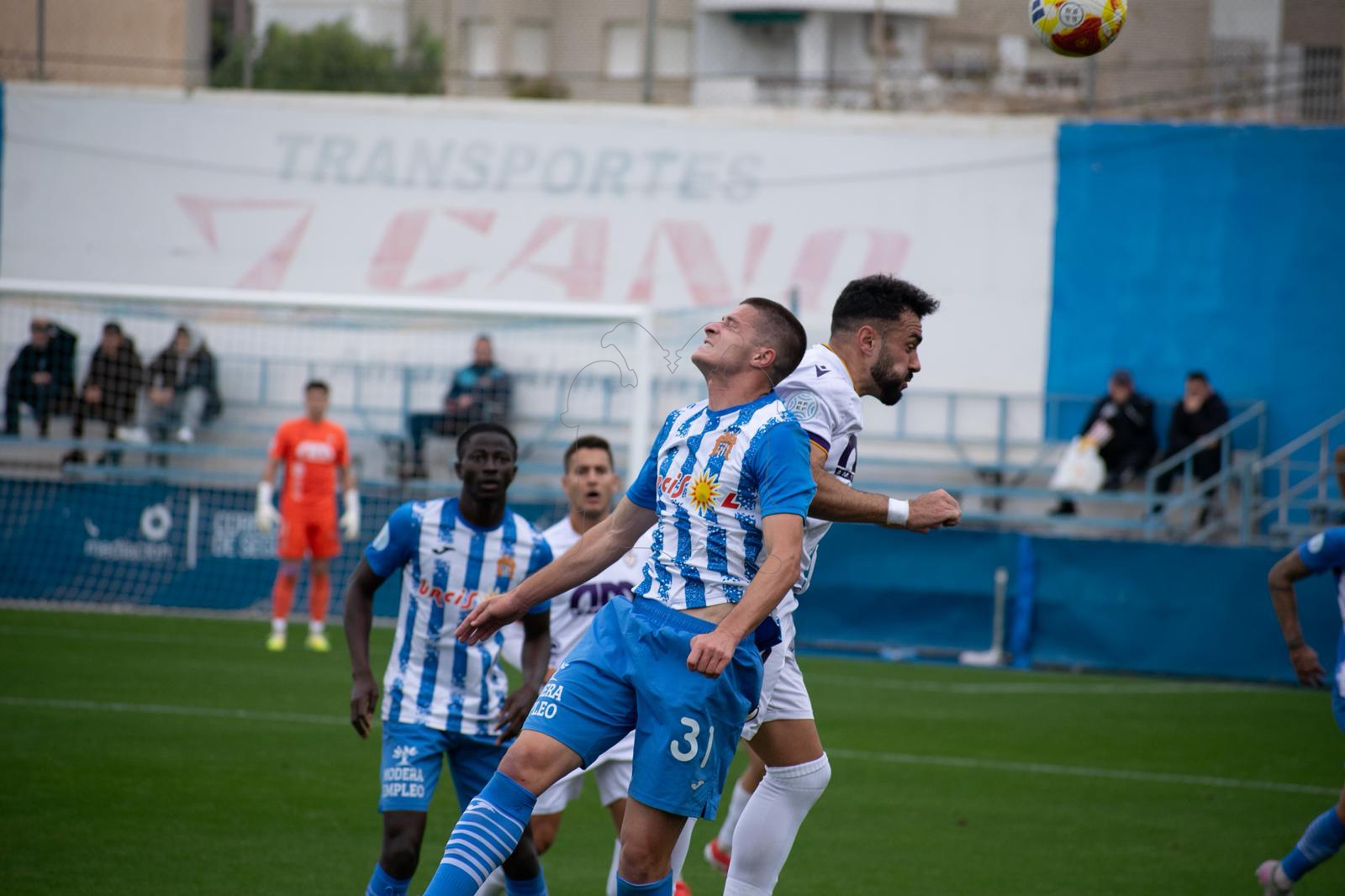 Águilas 1 - 1 Real Jaén / CRÓNICA // Campeones de invierno, a pesar del bochorno